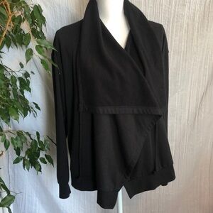 YOUNG FABULOUS & BROKE Size S black fleece wrap cape jacket with sleeves